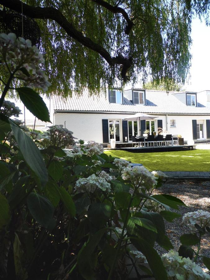 Copain Moulin Bed & Breakfast Брюж Екстериор снимка