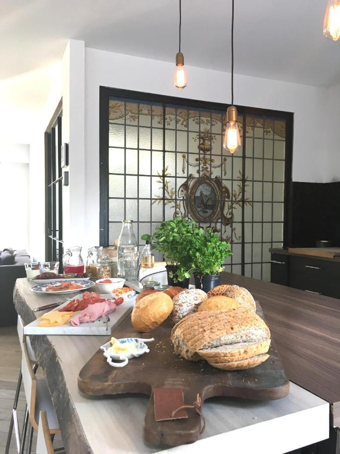 Copain Moulin Bed & Breakfast Брюж Екстериор снимка
